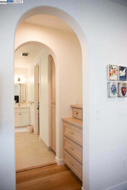 4719 Malayan, San Ramon CA: https://media.crmls.org/mediaz/28b8e302-2e02-42a3-87b7-e74f5b961d23.jpg