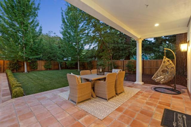 222 Bella Vista Avenue, Los Gatos CA: https://media.crmls.org/mediaz/28b9be39-f4e9-4ca2-9a19-387a473cd2cf.jpg