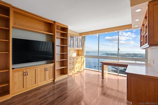 Image 13 of 39 For 1820 Avenida Del Mundo  1504