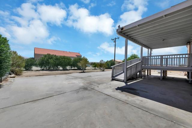 Image 19 of 27 For 16522 Mauna Loa Road