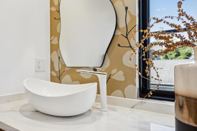 2018 Sand Hill Road, Menlo Park CA: https://media.crmls.org/mediaz/28be9c55-ef98-44c8-8333-77be995f6ef5.jpg