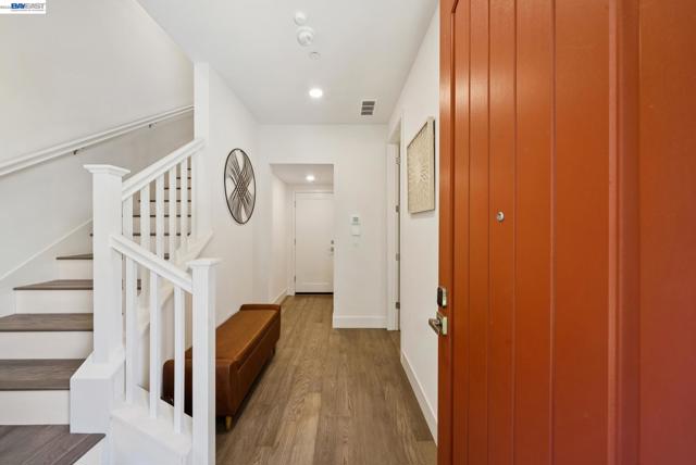 57109 Via Vicenza, San Ramon CA: https://media.crmls.org/mediaz/28c0f192-e55d-4fb9-aff5-89f3e5b2002a.jpg