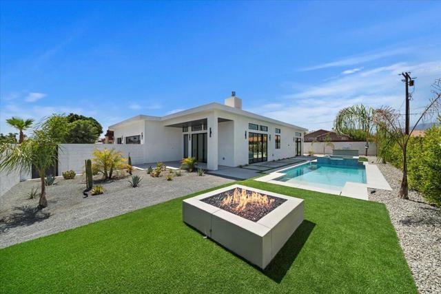 78525 Orcabessa Drive, Bermuda Dunes CA: https://media.crmls.org/mediaz/28c1a043-49b9-440b-8520-f613d6d54422.jpg