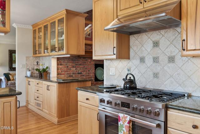 332 Carol Drive, Ventura CA: https://media.crmls.org/mediaz/28c22011-d224-4549-b289-b40562d6db70.jpg