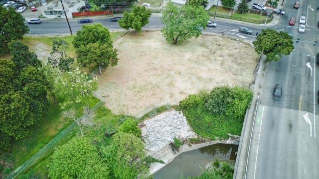 1399 A Street, Hayward CA: https://media.crmls.org/mediaz/28c22c5f-9852-4cf5-89a4-684ecc2d99ad.jpg
