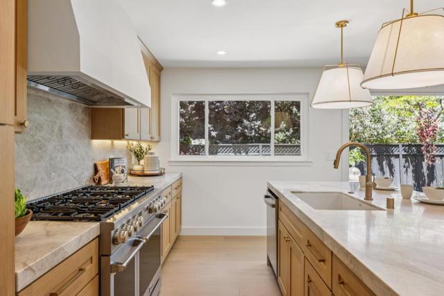 3706 Laurel Way, Redwood City CA: https://media.crmls.org/mediaz/28c30b4a-0943-41ea-9337-7305f6f4b275.jpg