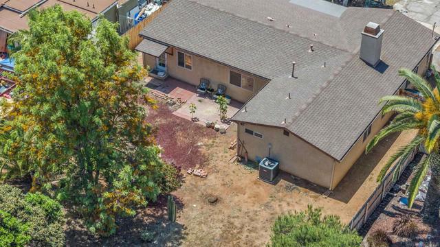1333 Clove St, El Cajon CA: https://media.crmls.org/mediaz/28c3ac4b-4d3f-4e53-bff7-07f3f79a83c7.jpg