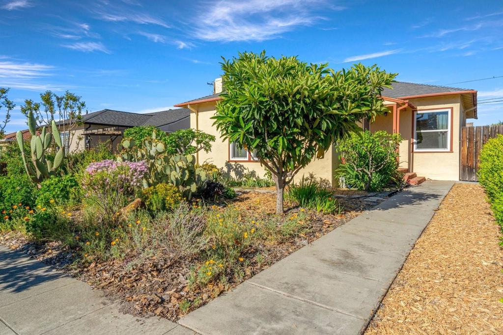 1376 N San Pedro Street