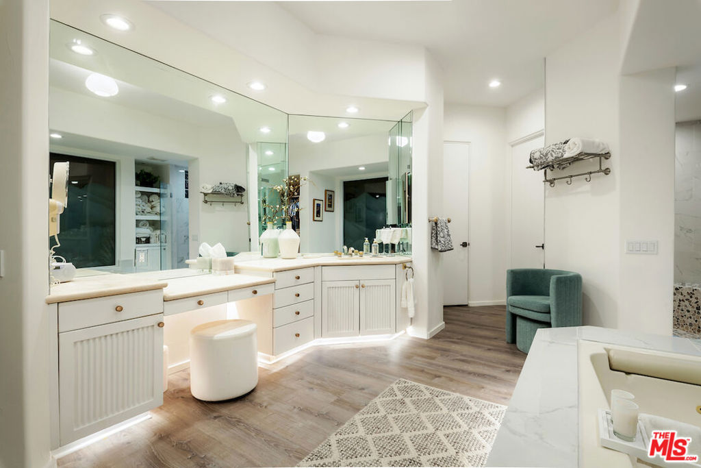 MLS #25507555 image #30