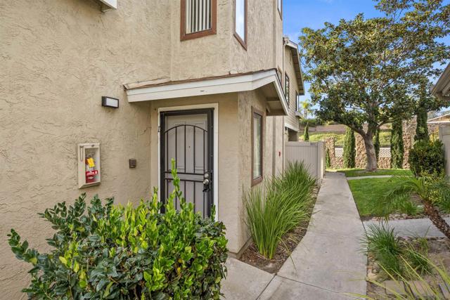 583 Portsmouth Dr, Chula Vista, California 91911, 2 Bedrooms Bedrooms, ,2 BathroomsBathrooms,Condominium,For Sale,Portsmouth Dr,250018941SD