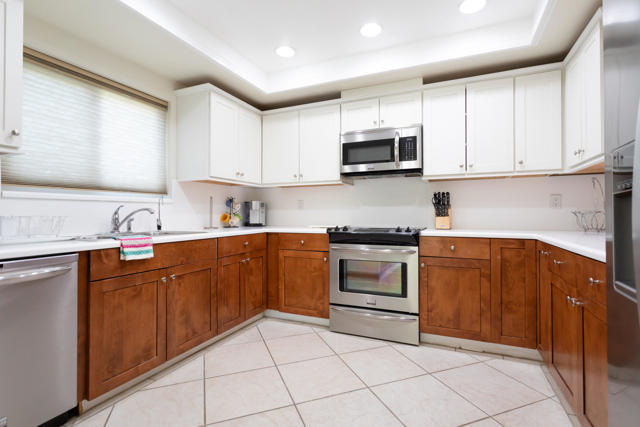 Image 9 of 69 For 82263 Odlum Drive