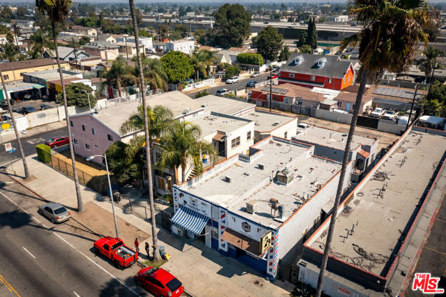 10908 S Figueroa Street, Los Angeles CA: https://media.crmls.org/mediaz/28c808e4-d555-4db9-a7de-d2b940ca6c43.jpg