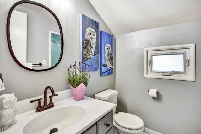 1525 Saint Francis Drive, San Jose CA: https://media.crmls.org/mediaz/28c90bf9-e01f-4ada-a7e1-b4c825a7bcd1.jpg