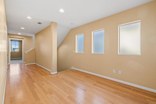 Image 36 of 73 For 1703 O'connor Avenue
