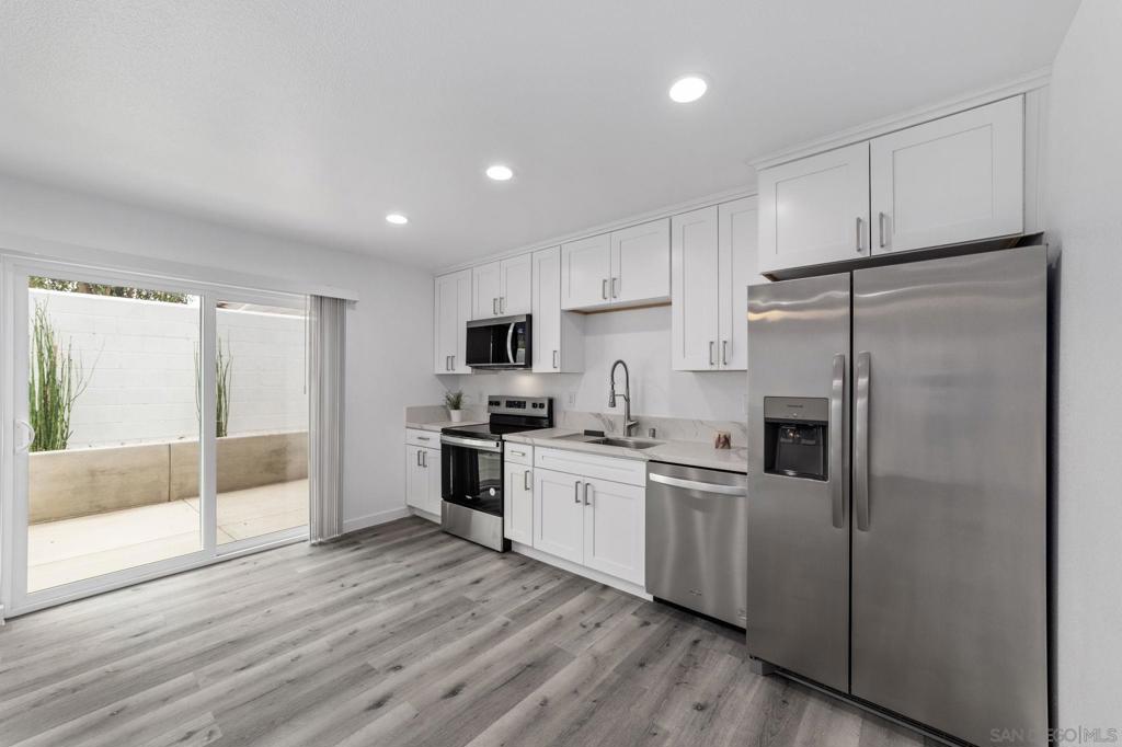 MLS #250034510SD img 6