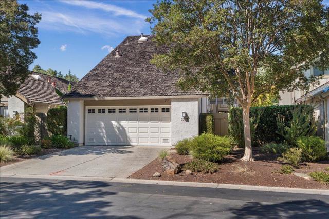 22113 Stocklmeir Court, Cupertino CA: https://media.crmls.org/mediaz/28cc02a5-8036-4582-b546-f3b420aa6ea4.jpg