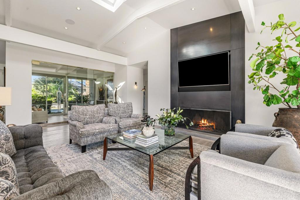 MLS #219141347DA image #17