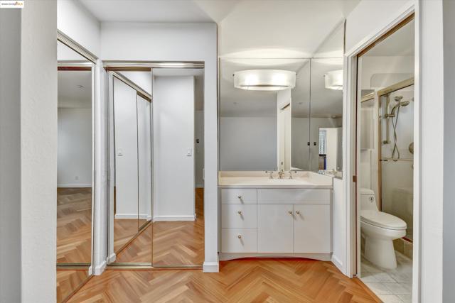 805 Red Leaf Court, San Francisco CA: https://media.crmls.org/mediaz/28cc8497-291f-4822-b926-7e9966d2dc8b.jpg
