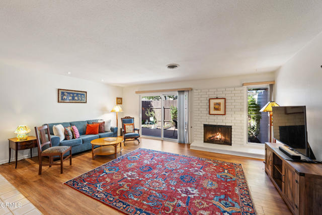 Front Image Thumbnail for CRV1-33042