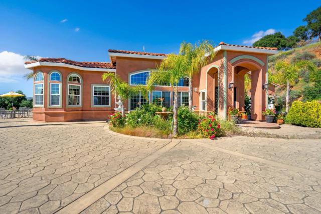 3903 Aborn Road, San Jose CA: https://media.crmls.org/mediaz/28cdbaf0-b61b-4775-b53c-1e7666b06ed8.jpg