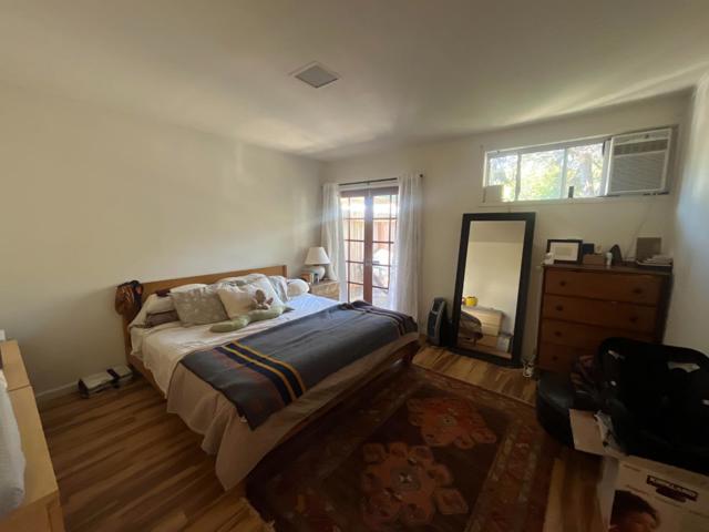 2145 Park Boulevard, Palo Alto CA: https://media.crmls.org/mediaz/28cdeb9c-35fd-48b0-b9af-18576171840f.jpg