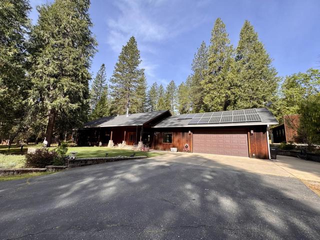 14543 Kathy Lane, Pioneer CA: https://media.crmls.org/mediaz/28cdee5c-7bf3-4e72-b65a-2418d33fd1b9.jpg