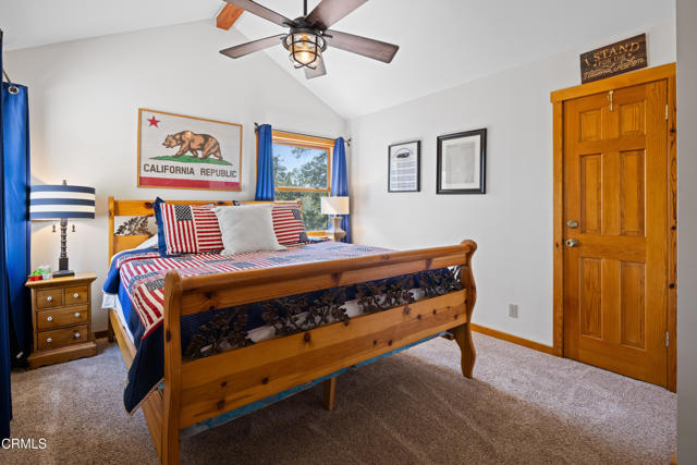 54186 Road 432, Bass Lake CA: https://media.crmls.org/mediaz/28ce0e43-e963-442d-8fee-7a193b7fb775.jpg