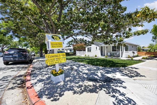 3541 Page Street, Redwood City CA: https://media.crmls.org/mediaz/28d08e58-ff45-4ec7-bd59-150e62a8ccf6.jpg