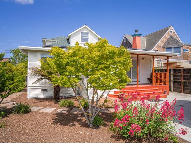 215 Trescony Street, Santa Cruz CA: https://media.crmls.org/mediaz/28d0beb7-9433-4bf5-ad40-99246dbb9934.jpg