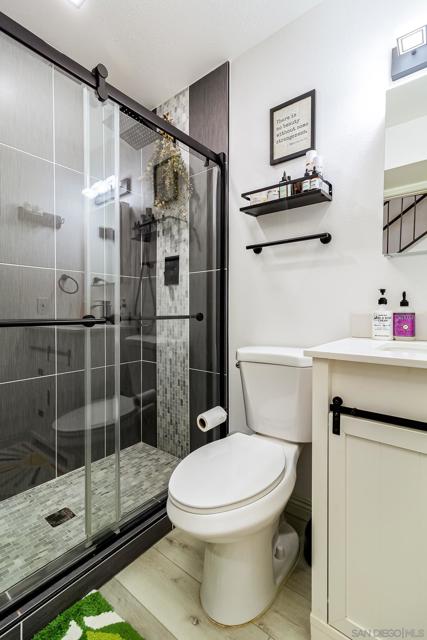 4380 Temecula St, San Diego CA: https://media.crmls.org/mediaz/28d0db00-ba61-4acb-adf8-fe0c72cf98f2.jpg
