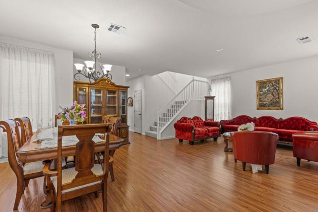 10628 Hidden Grove Circle, Stockton CA: https://media.crmls.org/mediaz/28d1f7bb-5b87-4f12-871e-5c6e2a60f3e5.jpg