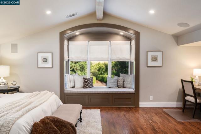 108 Shadewell Dr, Danville CA: https://media.crmls.org/mediaz/28d1fb91-aabc-4918-af82-3f3f291d3801.jpg