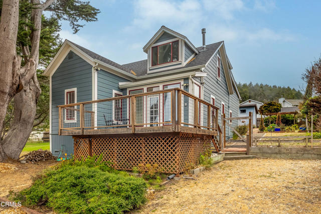 3781 N Highway 1, Albion CA: https://media.crmls.org/mediaz/28d243cf-9b32-4036-926d-7e64c05c5f02.jpg