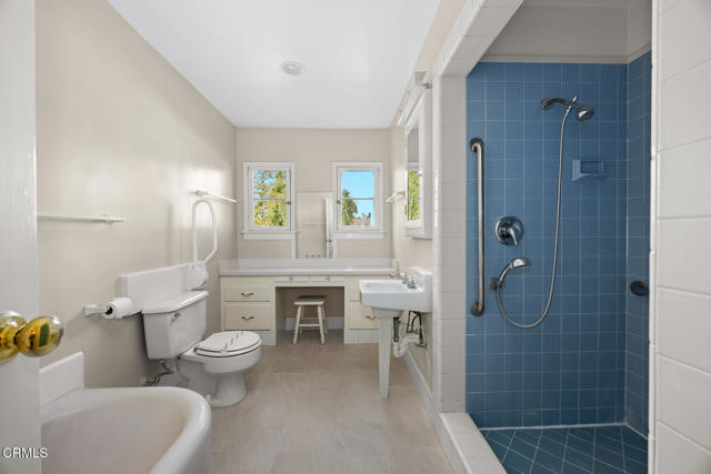 Detail Gallery Image 19 of 27 For 2405 Monterey Rd, San Marino,  CA 91108 - 3 Beds | 1/1 Baths