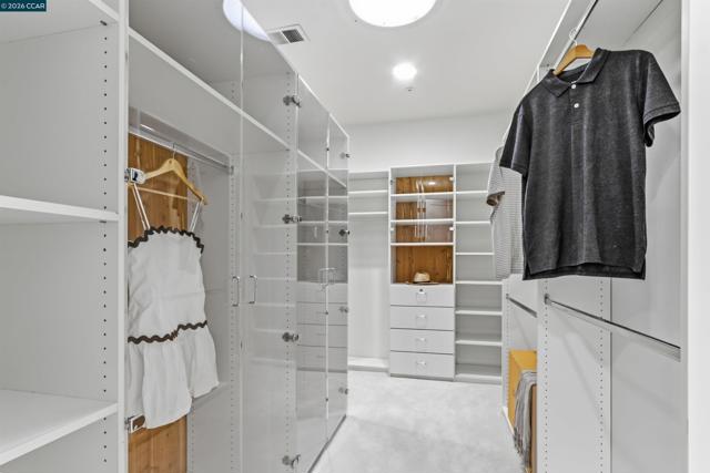 2981 GRAPEVINE TER, Fremont CA: https://media.crmls.org/mediaz/28d33735-501c-4007-9039-62dcee8caa4c.jpg