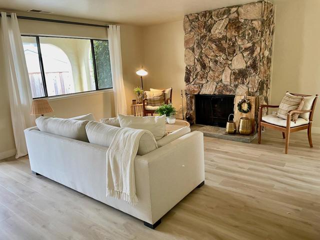 110 Lloyd Court, Aptos CA: https://media.crmls.org/mediaz/28d4042d-d5bc-4d5d-b29d-4db474775c24.jpg