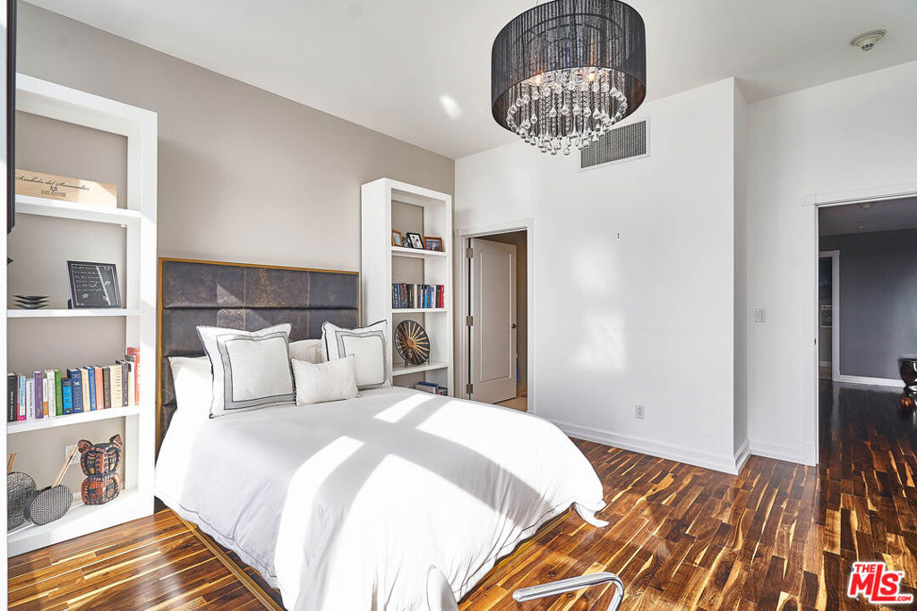 MLS #26860895 image #9