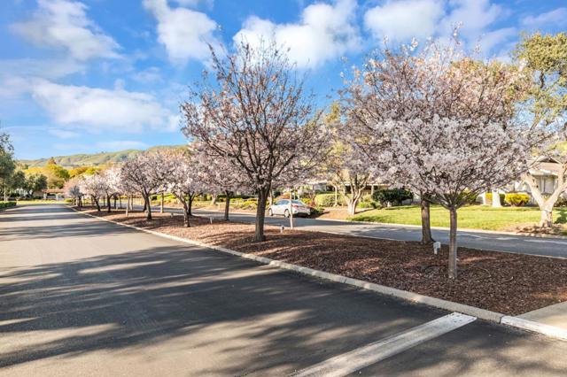 5076 Cribari Bluffs, San Jose CA: https://media.crmls.org/mediaz/28d569fd-7325-497b-bf6c-8ada375d4e1e.jpg