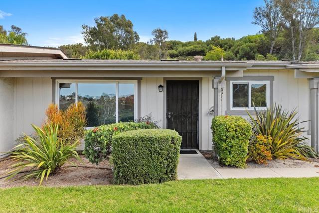 Detail Gallery Image 6 of 45 For 4428 Skimmer Way, Oceanside,  CA 92057 - 2 Beds | 2 Baths