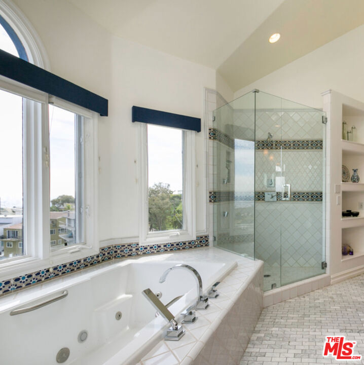 MLS #26680283 image #24