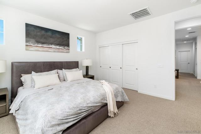 32395 Tannat Dr, Temecula CA: https://media.crmls.org/mediaz/28d757e4-8ac8-40c0-859f-fcdbf069d6ae.jpg