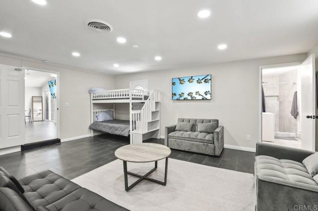 Detail Gallery Image 15 of 32 For 9452 Larrabee Ave, San Diego,  CA 92123 - 4 Beds | 3 Baths