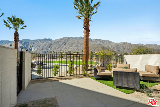 Image 10 of 27 For 1122 Tahquitz Canyon Way 336a