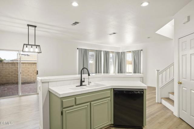 Detail Gallery Image 18 of 42 For 149 Paseo Loma, Camarillo,  CA 93010 - 4 Beds | 2/1 Baths