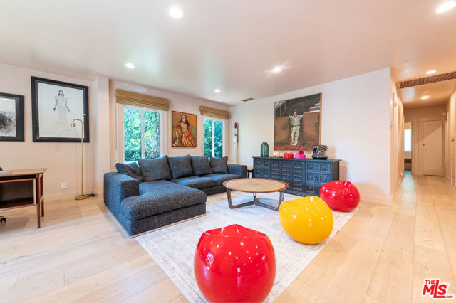 1207 Poinsettia Drive, West Hollywood CA: https://media.crmls.org/mediaz/28d85042-e420-434f-a058-2728f4dffb7a.jpg