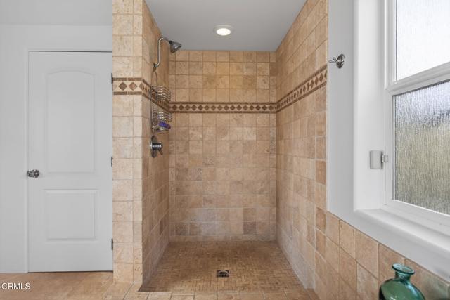 Detail Gallery Image 38 of 57 For 264 Hollywood Bld, Oxnard,  CA 93035 - 4 Beds | 3 Baths