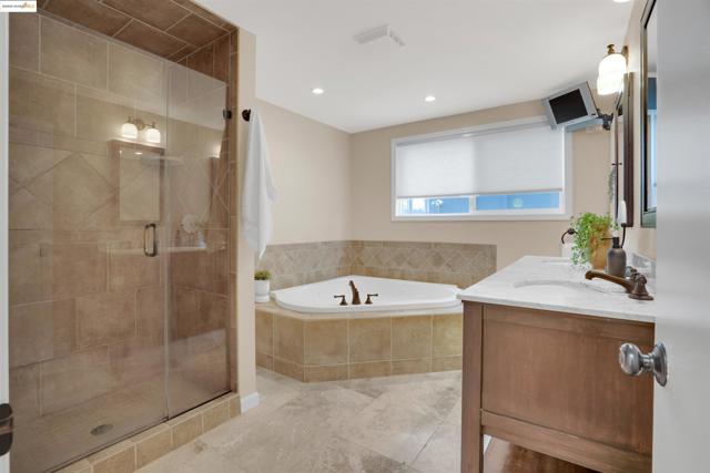 2023 Mira Vista Dr, El Cerrito CA: https://media.crmls.org/mediaz/28dc5bf2-025e-4491-b7d8-c87839d43961.jpg