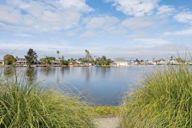 1016 Shoreline Drive, San Mateo CA: https://media.crmls.org/mediaz/28dc5c4c-d8bf-4083-b138-7222de31355b.jpg