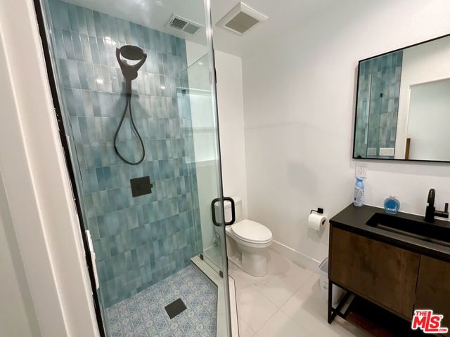 11848 Bel Terrace, Los Angeles CA: https://media.crmls.org/mediaz/28dcf7e1-c37b-4efc-a765-ecee3062d23b.jpg