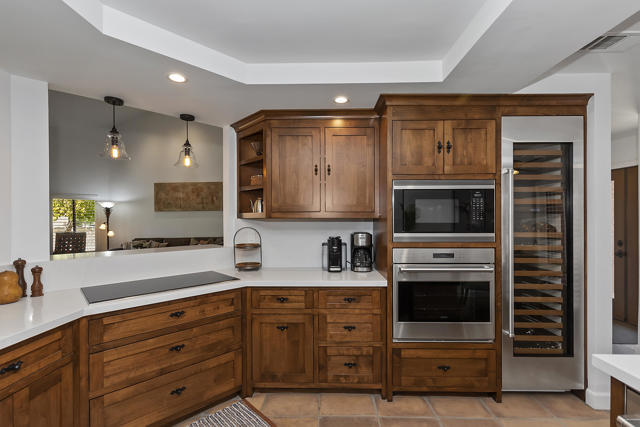 016_Kitchen